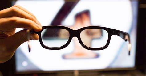 With a bullet to the head from Samsung, 3D TV is now .